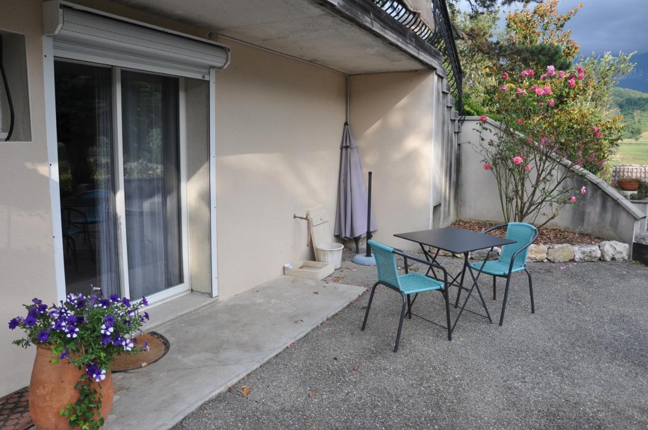 La Bourgeat Apartment Chantesse Exterior photo